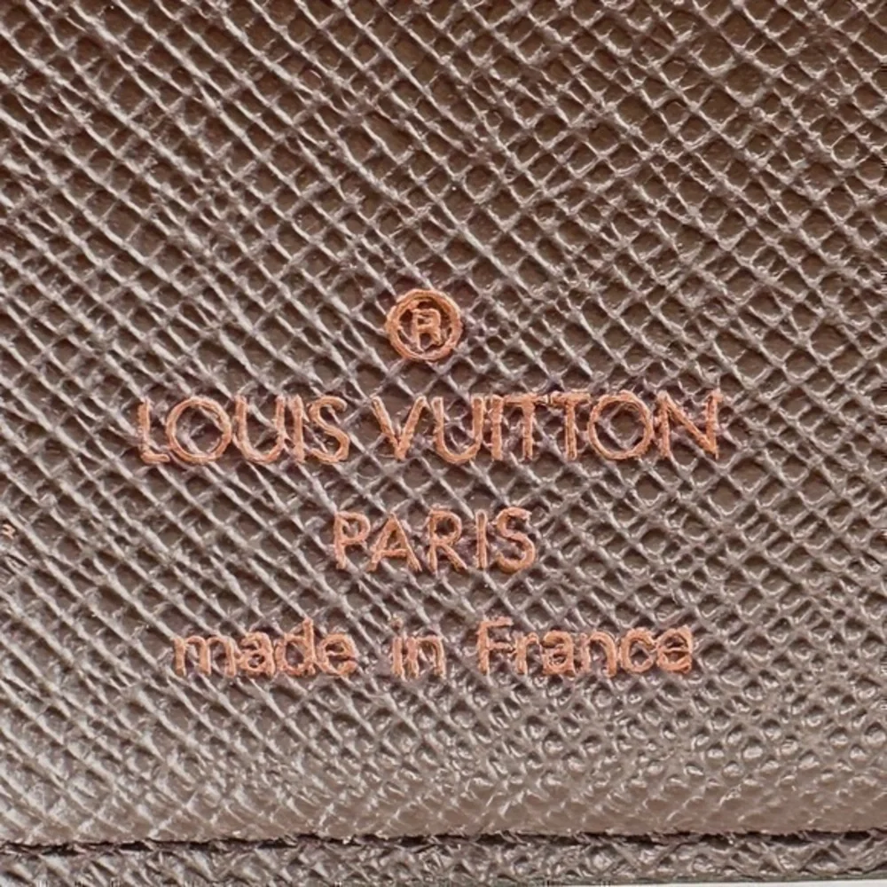AUTHENTIC Louis Vuitton wallet. Monogram canvas. - Picture 16 of 16